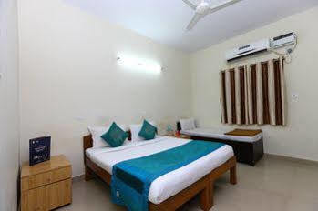 Capital O 10546 Parkway Inn Chennai Exteriör bild